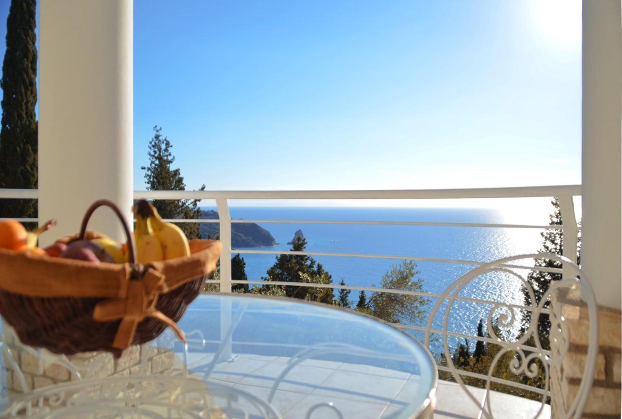 Villa Alibertini Агиос-Гордиос Экстерьер фото